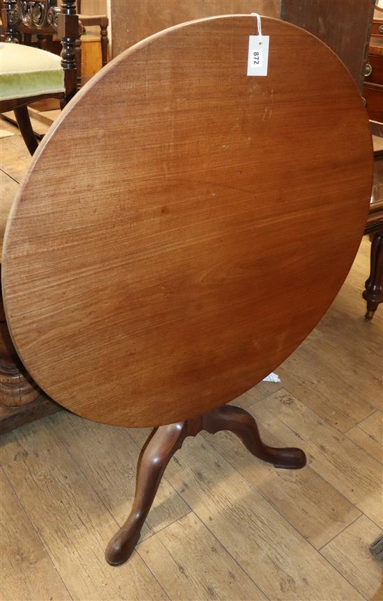 A George III circular mahogany tilt top tea table Diameter 92cm